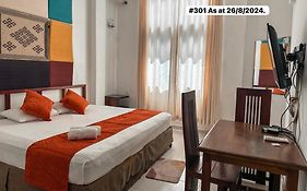 Hotel White Fortress  3*